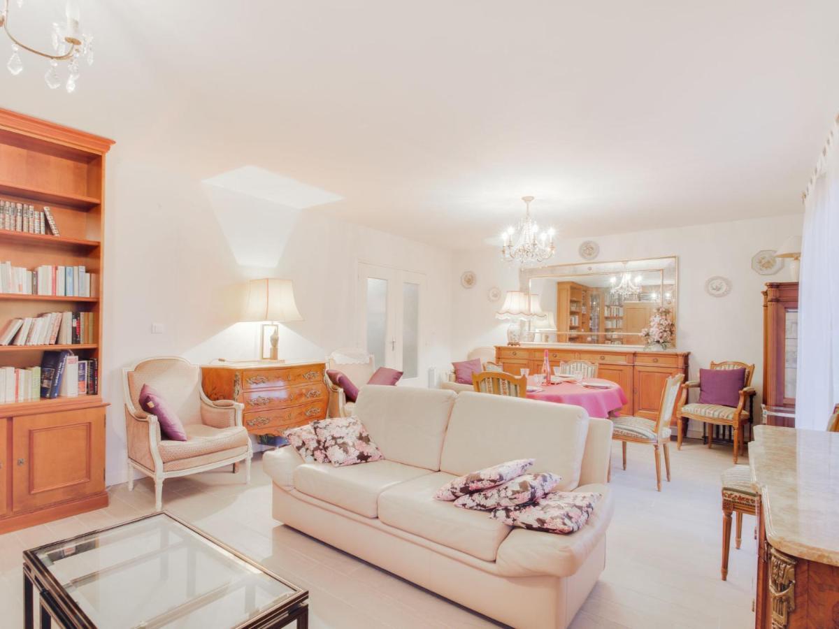 Apartment Le Hoche By Interhome 迪纳尔 外观 照片